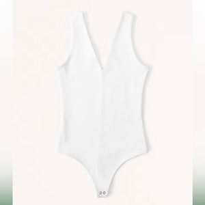 Abercrombie Seamless Fabric V-Neck Bodysuit